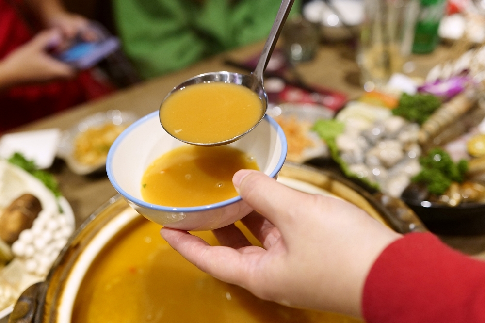 【君曜雞湯】信義區最強!捷運 101/安和站超方便,必預約的頂級雞湯 @捲捲頭 ♡ 品味生活 【君曜雞湯】信義區最強!捷運 101/安和站超方便,必預約的頂級雞湯 @捲捲頭 ♡ 品味生活