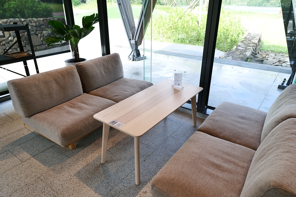 宜蘭下午茶推薦｜Herbelle Tea湖畔茶屋，看著龍潭湖發呆，恐龍餅乾冰淇淋必點！ @捲捲頭 ♡ 品味生活