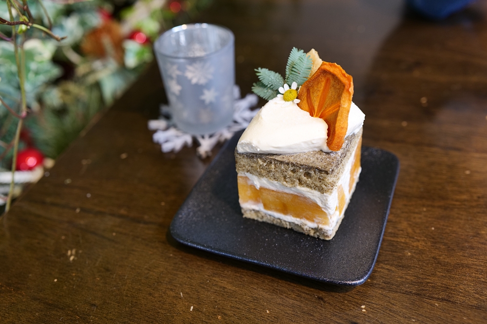 定邦咖啡｜開門十年依然爆紅！必吃浮誇系甜點與水準港點，礁溪必訪推薦。 @捲捲頭 ♡ 品味生活