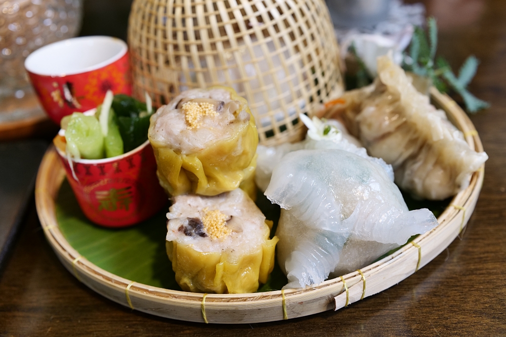 定邦咖啡｜開門十年依然爆紅！必吃浮誇系甜點與水準港點，礁溪必訪推薦。 @捲捲頭 ♡ 品味生活