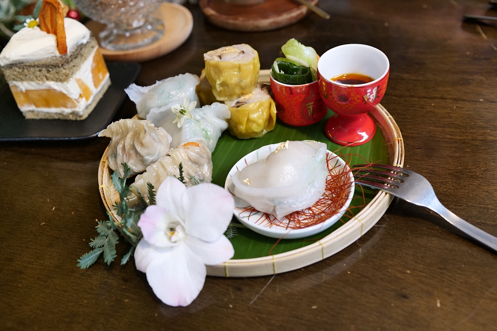 定邦咖啡｜開門十年依然爆紅！必吃浮誇系甜點與水準港點，礁溪必訪推薦。 @捲捲頭 ♡ 品味生活