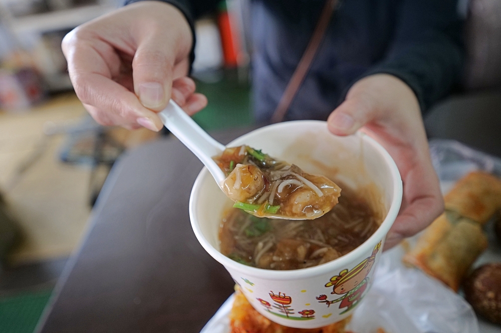 順安阿至|冬山必吃美食:外酥內軟地瓜蝦餅、濃郁米粉羹,在地人私藏清單 @捲捲頭 ♡ 品味生活 順安阿至|冬山必吃美食:外酥內軟地瓜蝦餅、濃郁米粉羹,在地人私藏清單 @捲捲頭 ♡ 品味生活