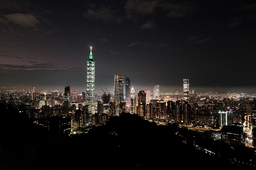 象山親山步道｜2026 交通攻略：四個入口怎麼去？捕捉 101 絕美夜景 @捲捲頭 ♡ 品味生活