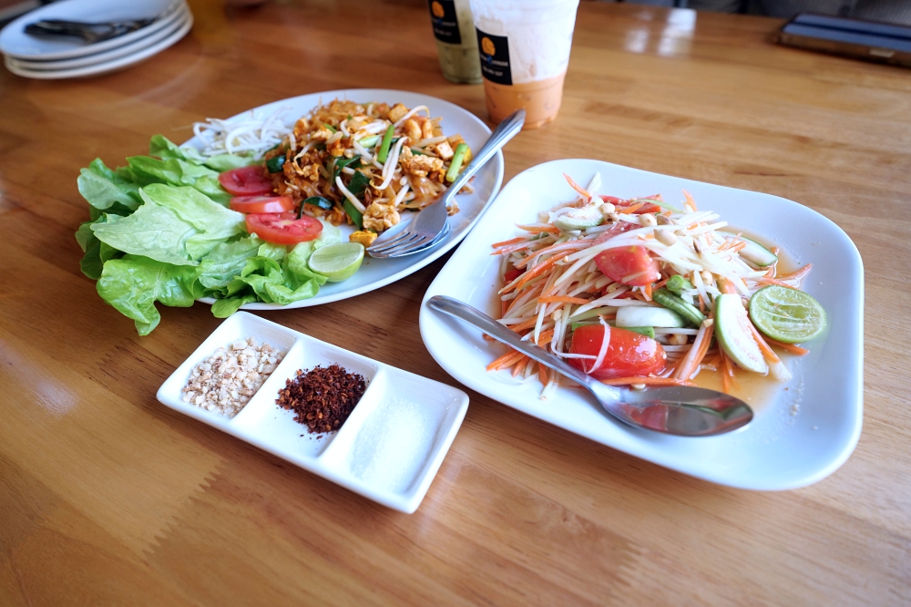 清邁住宿推薦｜大象朋友旅館：體驗大象叫你起床，湄王區山林木屋 @捲捲頭 ♡ 品味生活