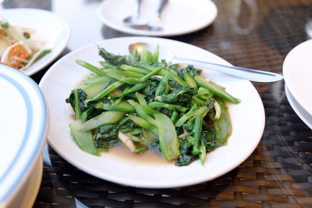 清邁住宿推薦｜大象朋友旅館：體驗大象叫你起床，湄王區山林木屋 @捲捲頭 ♡ 品味生活