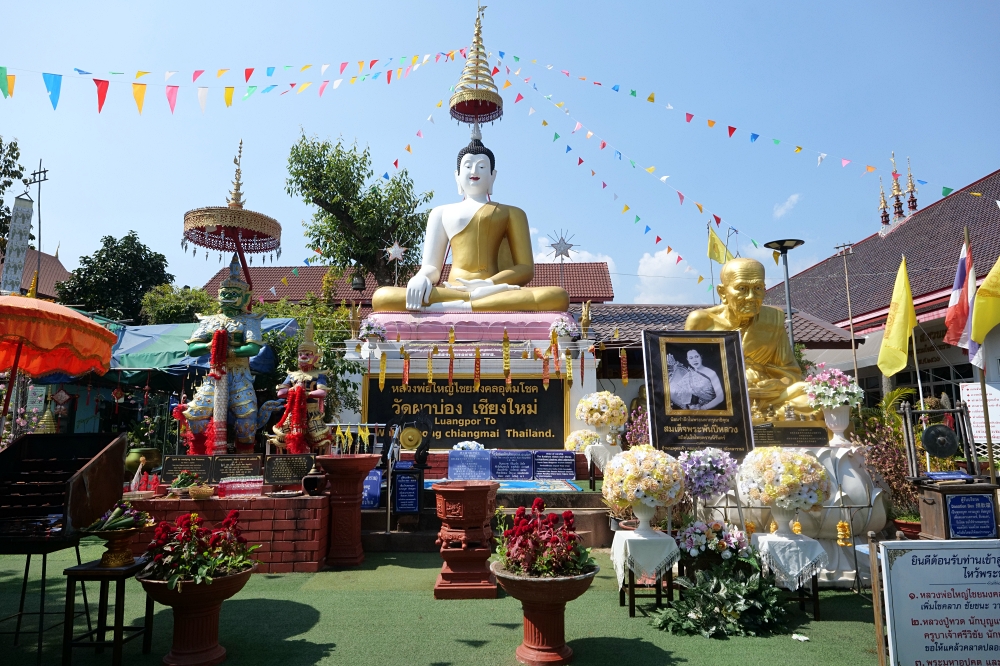 清邁古城景點｜一日遊徒步散策：塔佩門、清曼寺、鳯飛飛腳飯路線 @捲捲頭 ♡ 品味生活