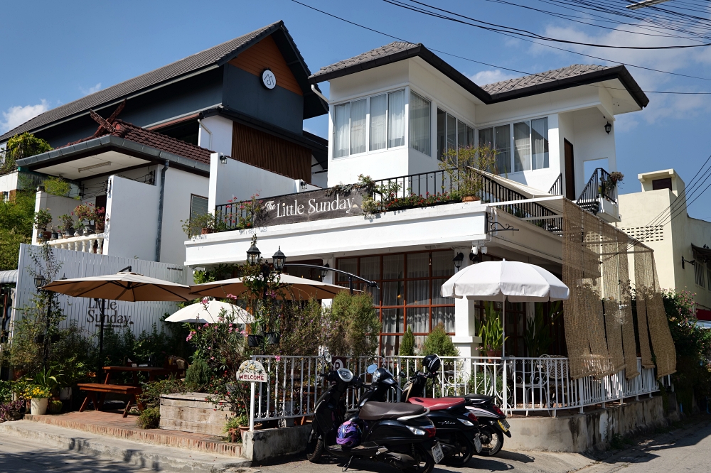 清邁古城景點｜一日遊徒步散策：塔佩門、清曼寺、鳯飛飛腳飯路線 @捲捲頭 ♡ 品味生活