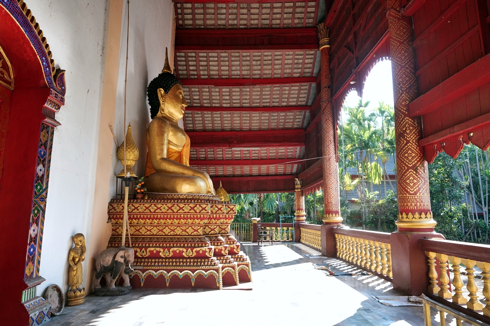 清邁古城景點｜一日遊徒步散策：塔佩門、清曼寺、鳯飛飛腳飯路線 @捲捲頭 ♡ 品味生活