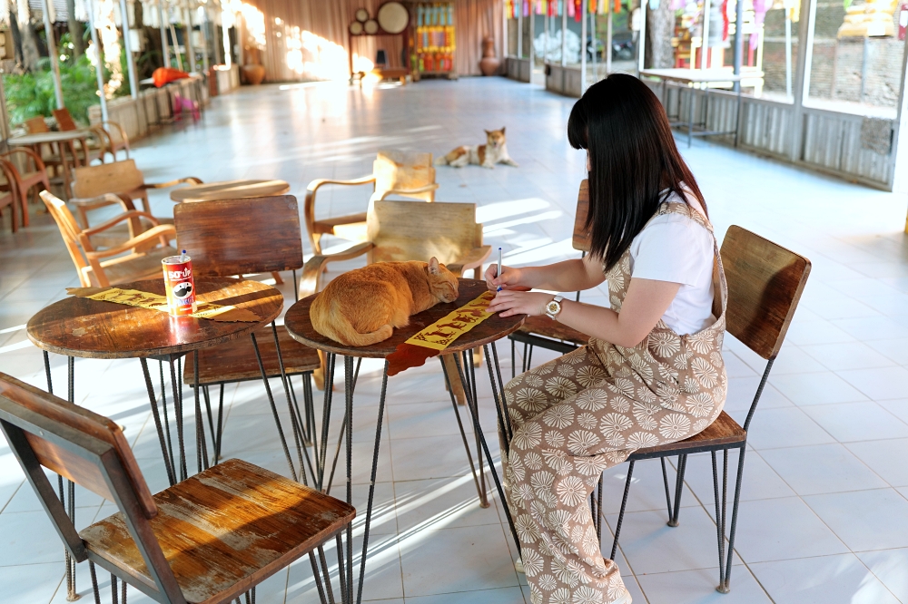 清邁古城景點｜一日遊徒步散策：塔佩門、清曼寺、鳯飛飛腳飯路線 @捲捲頭 ♡ 品味生活