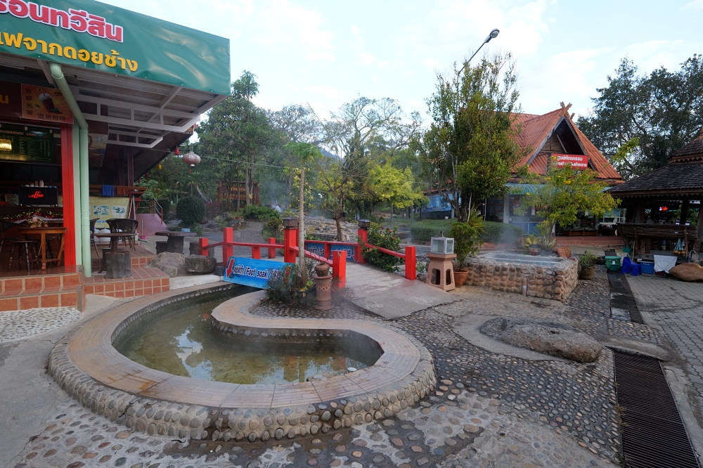 清萊美食推薦｜Panya Premium ESAN food：份量紮實的平價東北菜 @捲捲頭 ♡ 品味生活