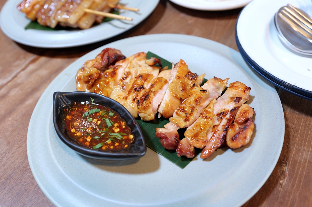 清萊美食推薦｜Panya Premium ESAN food：份量紮實的平價東北菜 @捲捲頭 ♡ 品味生活