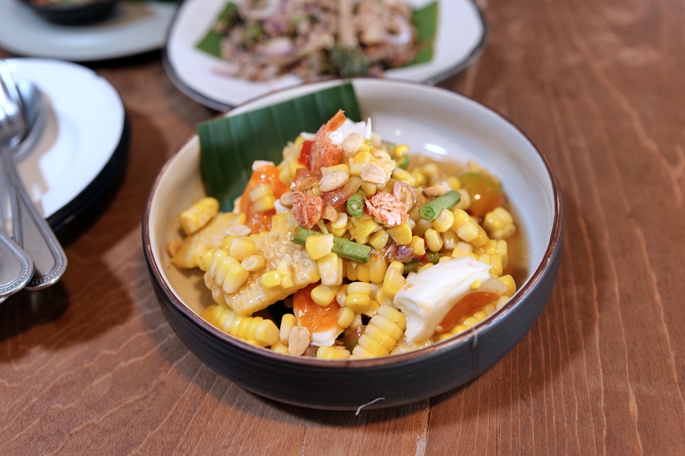 清萊美食推薦｜Panya Premium ESAN food：份量紮實的平價東北菜 @捲捲頭 ♡ 品味生活