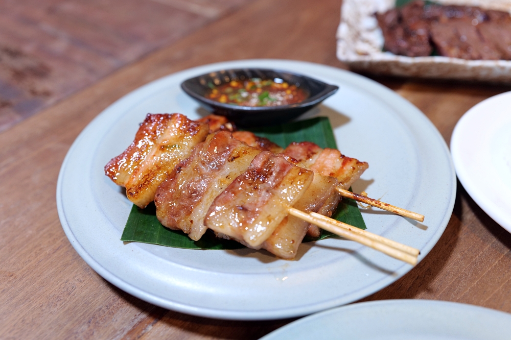 清萊美食推薦｜Panya Premium ESAN food：份量紮實的平價東北菜 @捲捲頭 ♡ 品味生活