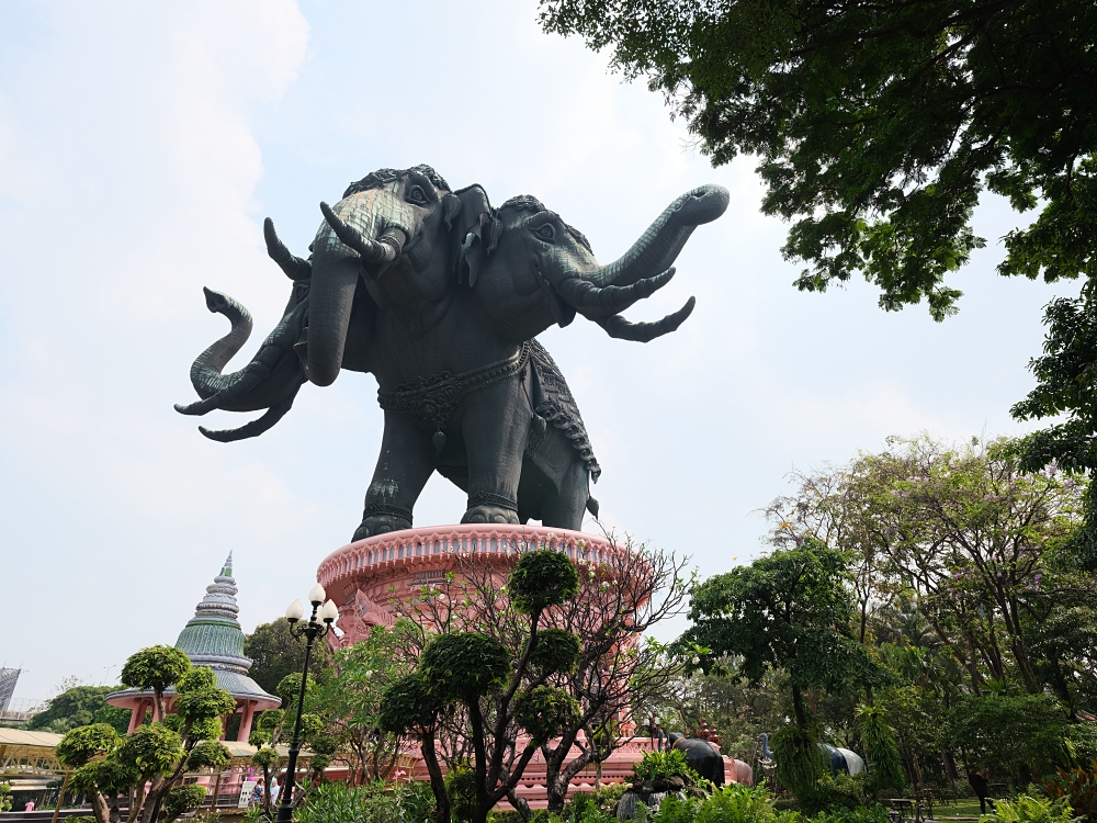 泰國曼谷景點推薦｜三頭象神博物館，網路訂票更划算，必訪粉紅神象。 @捲捲頭 ♡ 品味生活