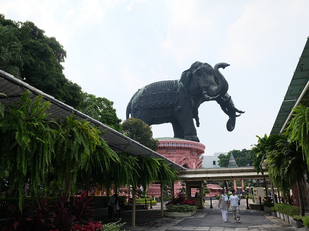 泰國曼谷景點推薦｜三頭象神博物館，網路訂票更划算，必訪粉紅神象。 @捲捲頭 ♡ 品味生活