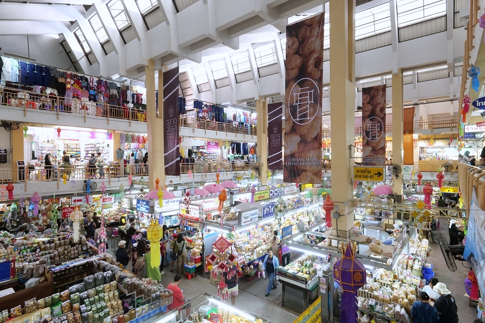 清邁自由行|瓦洛洛市集懶人包:2 樓美食區、3 元廁所,還有買不完的小物 @捲捲頭 ♡ 品味生活 清邁自由行|瓦洛洛市集懶人包:2 樓美食區、3 元廁所,還有買不完的小物 @捲捲頭 ♡ 品味生活