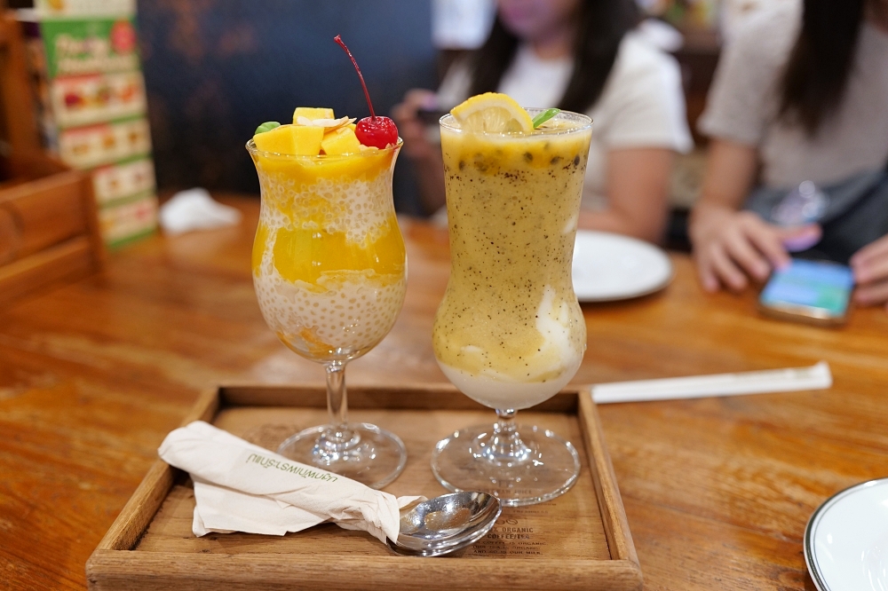 清邁美食｜Ohkajhu Nim City 三兄弟有機農場餐廳，豬肋排分量超大 @捲捲頭 ♡ 品味生活