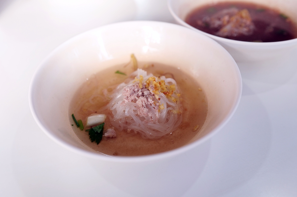 清邁美食推薦｜Kuaytiaw 3 Baht 三元船麵：一碗只要 3 元的極致平價體驗 @捲捲頭 ♡ 品味生活