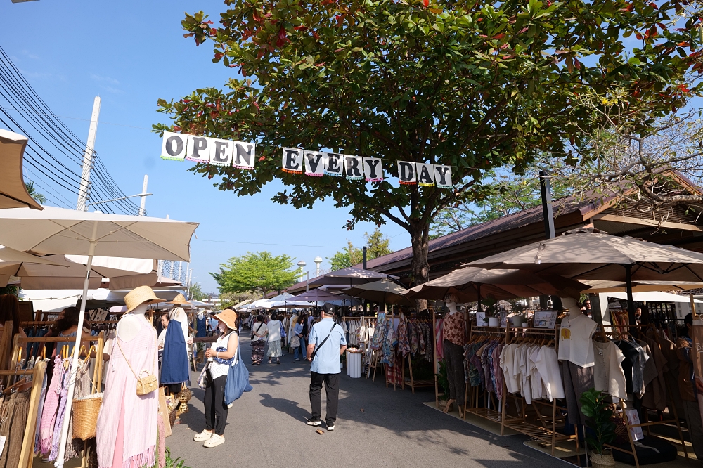 清邁景點推薦｜真心市集 Jing Jai Market：規模大到逛不完的超強週末市集 @捲捲頭 ♡ 品味生活