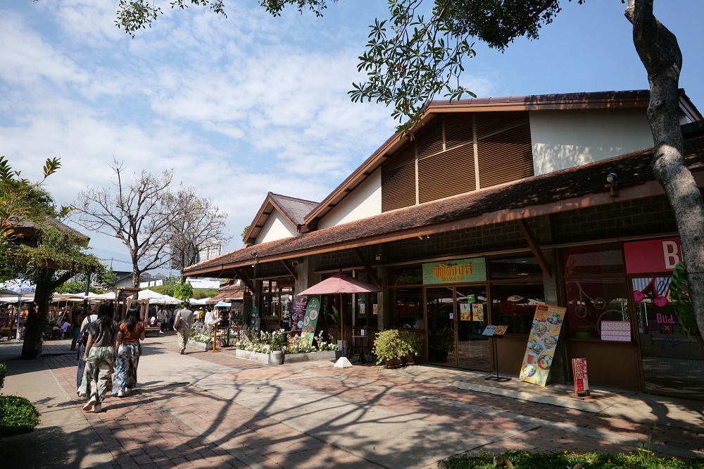 清邁景點推薦｜真心市集 Jing Jai Market：規模大到逛不完的超強週末市集 @捲捲頭 ♡ 品味生活