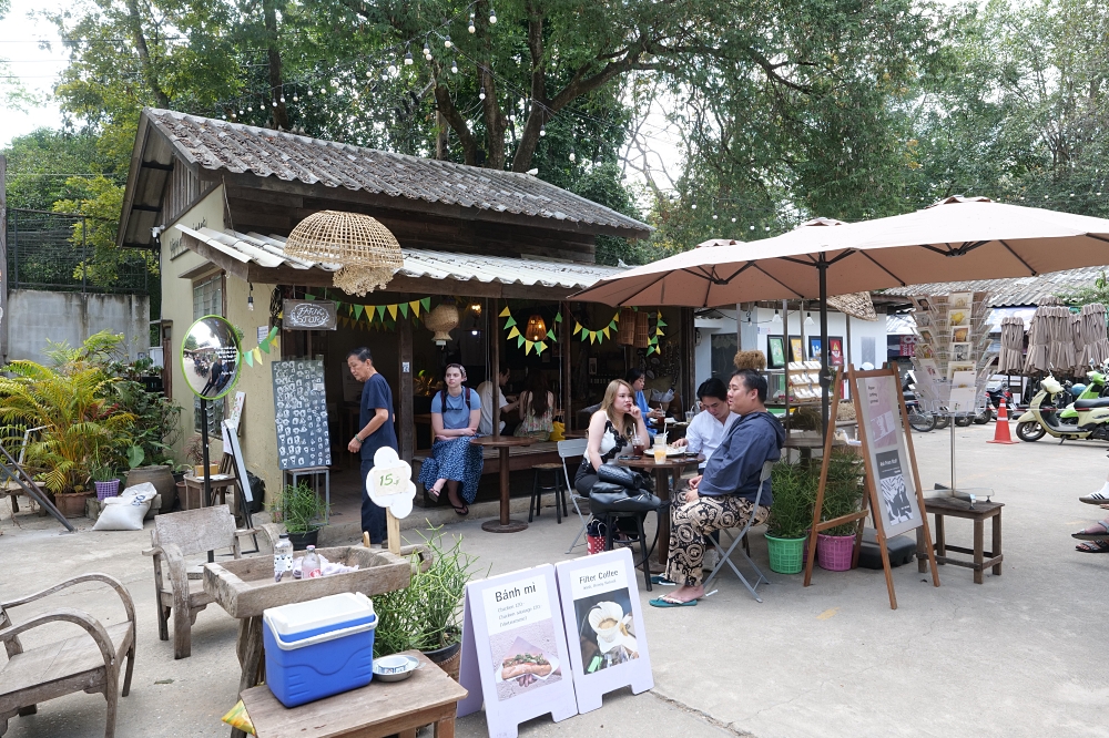 Baan Kang Wat 藝術村:交通停車超方便,40間職人小店逛到排隊 @捲捲頭 ♡ 品味生活 Baan Kang Wat 藝術村:交通停車超方便,40間職人小店逛到排隊 @捲捲頭 ♡ 品味生活