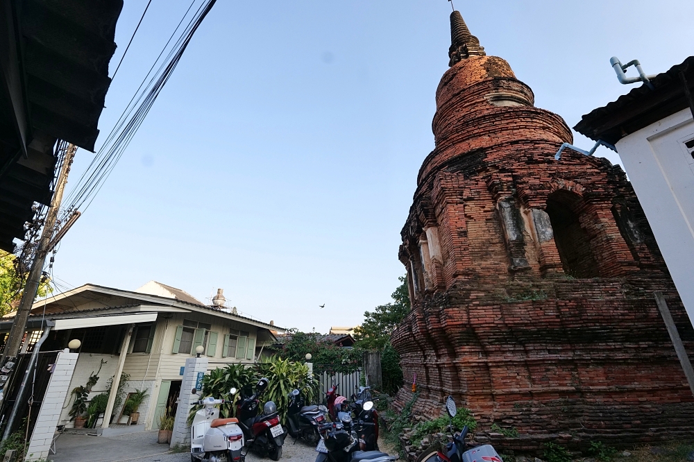 清邁美食推薦｜帶福辦 Tai Thun Baan：隱身古城巷弄的老屋早餐店 @捲捲頭 ♡ 品味生活