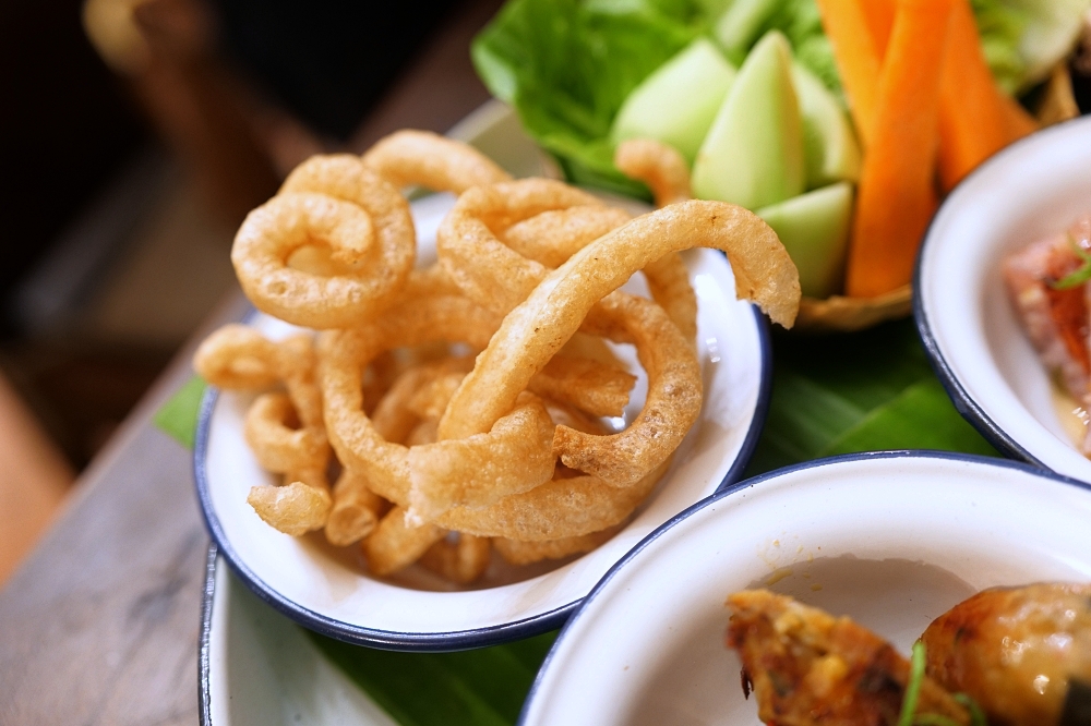 清邁美食推薦｜Punn Toh：清幽環境裡的美味手作，CP值完勝米其林 @捲捲頭 ♡ 品味生活