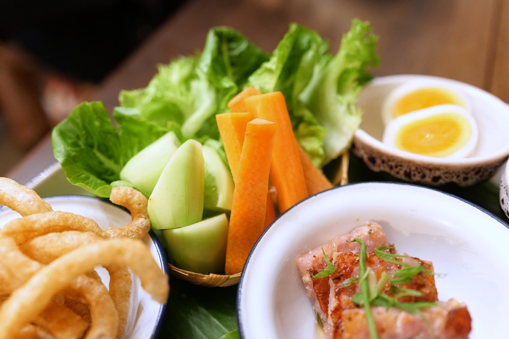 清邁美食推薦｜Punn Toh：清幽環境裡的美味手作，CP值完勝米其林 @捲捲頭 ♡ 品味生活