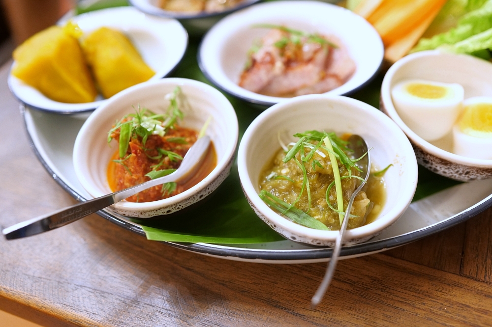 清邁美食推薦｜Punn Toh：清幽環境裡的美味手作，CP值完勝米其林 @捲捲頭 ♡ 品味生活