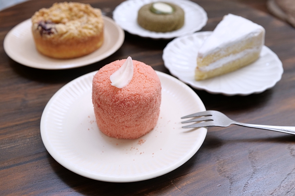 清邁下午茶推薦|Rich Homemade Cake,連當地人都愛的現做蛋糕,斑蘭葉捲必點。 @捲捲頭 ♡ 品味生活 清邁下午茶推薦|Rich Homemade Cake,連當地人都愛的現做蛋糕,斑蘭葉捲必點。 @捲捲頭 ♡ 品味生活