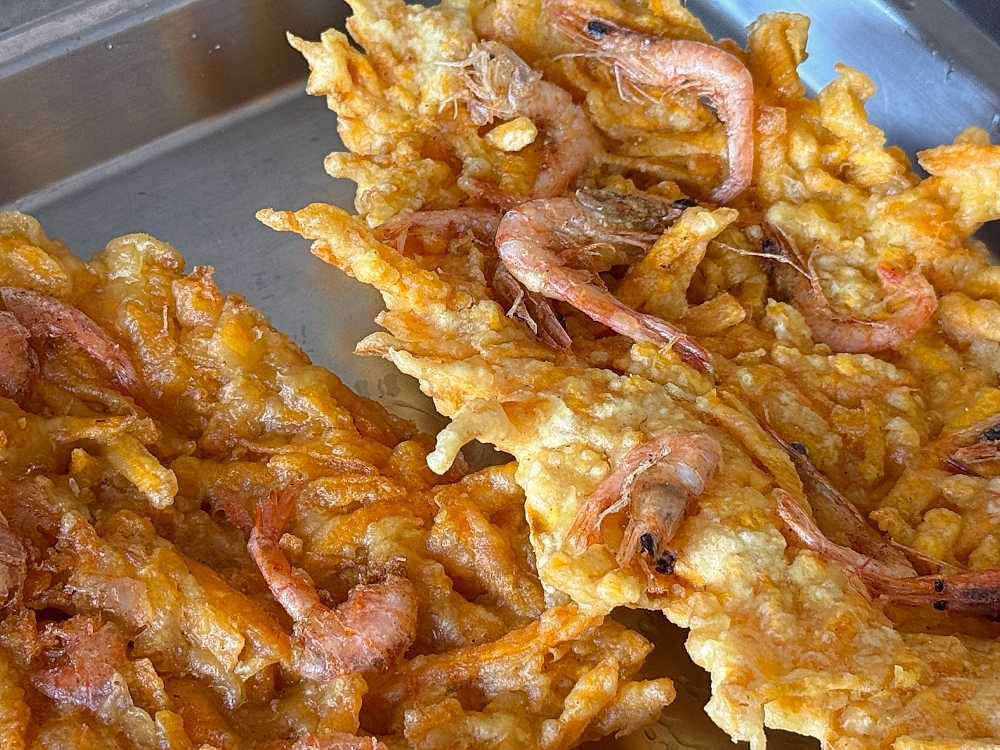 【宜蘭美食】 素蘭姐ㄟ春捲、地瓜蝦餅:隱身巷弄的 500 碗入選小吃 @捲捲頭 ♡ 品味生活 【宜蘭美食】 素蘭姐ㄟ春捲、地瓜蝦餅:隱身巷弄的 500 碗入選小吃 @捲捲頭 ♡ 品味生活