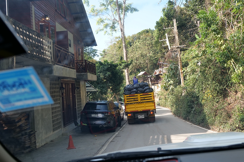 【清邁景點】 湄康蓬村Mae Kampong：泰北百年山城，涼爽森林咖啡廳巡禮 @捲捲頭 ♡ 品味生活