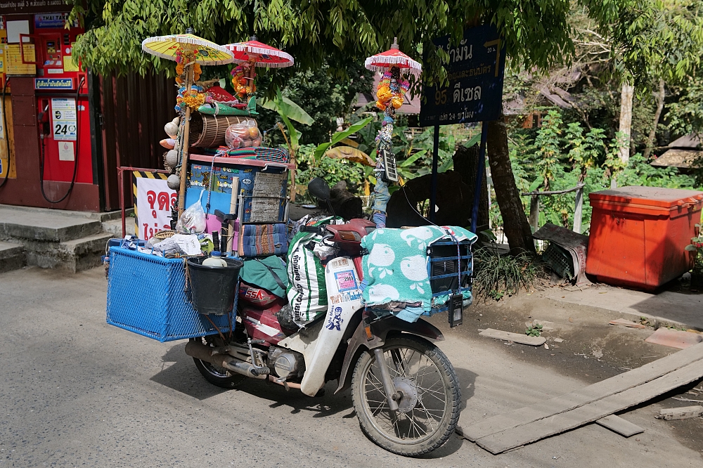 【清邁景點】 湄康蓬村Mae Kampong:泰北百年山城,涼爽森林咖啡廳巡禮 @捲捲頭 ♡ 品味生活 【清邁景點】 湄康蓬村Mae Kampong:泰北百年山城,涼爽森林咖啡廳巡禮 @捲捲頭 ♡ 品味生活