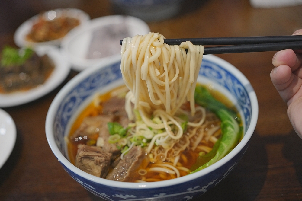 【鄧師傅牛肉麵】 前御廚退休開的！宜蘭壯圍每日限量 30 碗的神級美味 @捲捲頭 ♡ 品味生活