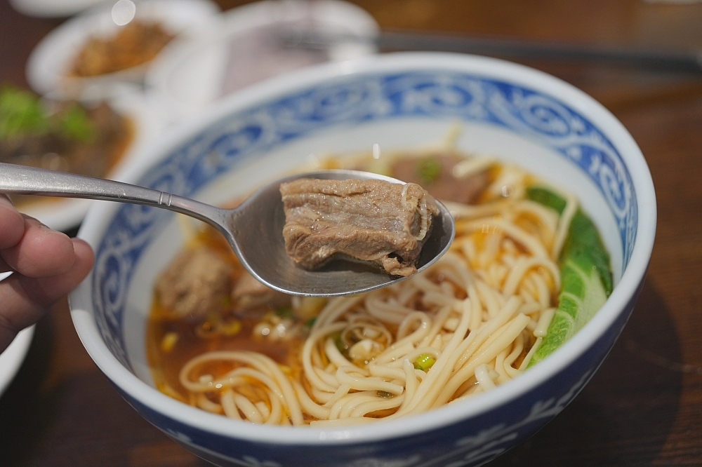 【鄧師傅牛肉麵】 前御廚退休開的！宜蘭壯圍每日限量 30 碗的神級美味 @捲捲頭 ♡ 品味生活