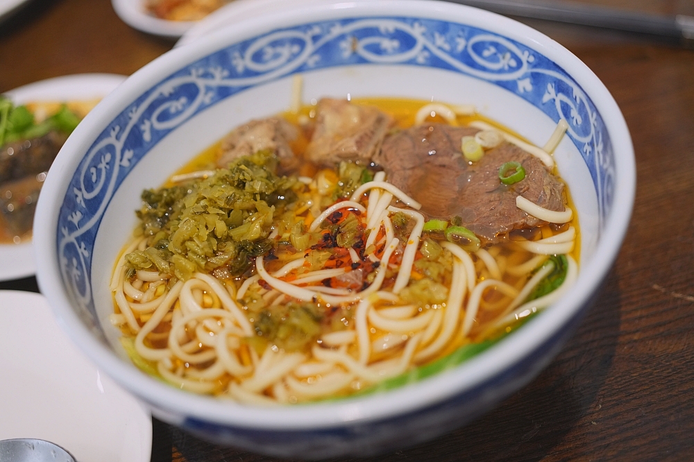 【鄧師傅牛肉麵】 前御廚退休開的！宜蘭壯圍每日限量 30 碗的神級美味 @捲捲頭 ♡ 品味生活