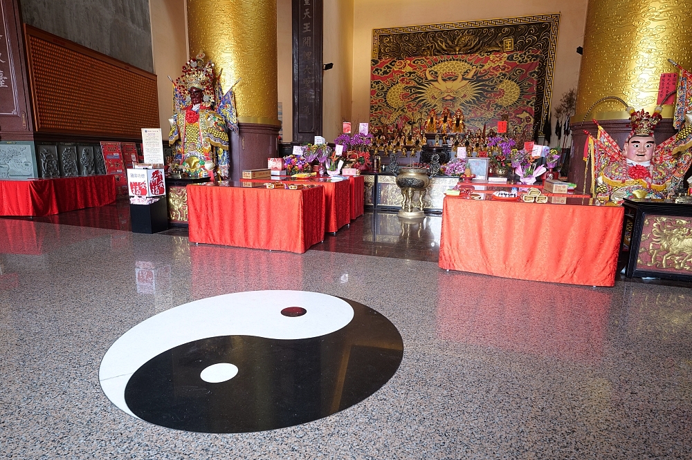 【宜蘭景點】 二結王公廟:日本大師設計,摸黃金發財樹補滿財庫! @捲捲頭 ♡ 品味生活 【宜蘭景點】 二結王公廟:日本大師設計,摸黃金發財樹補滿財庫! @捲捲頭 ♡ 品味生活