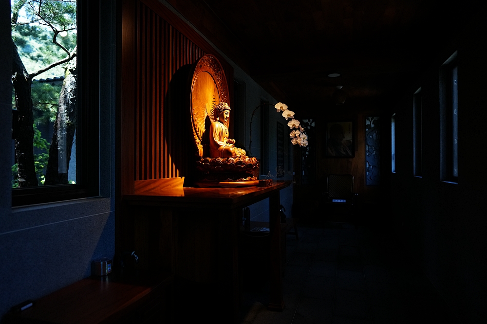 宜蘭東林寺｜比北后寺更安靜？冬山隱藏版鏡像大殿美翻了！ @捲捲頭 ♡ 品味生活