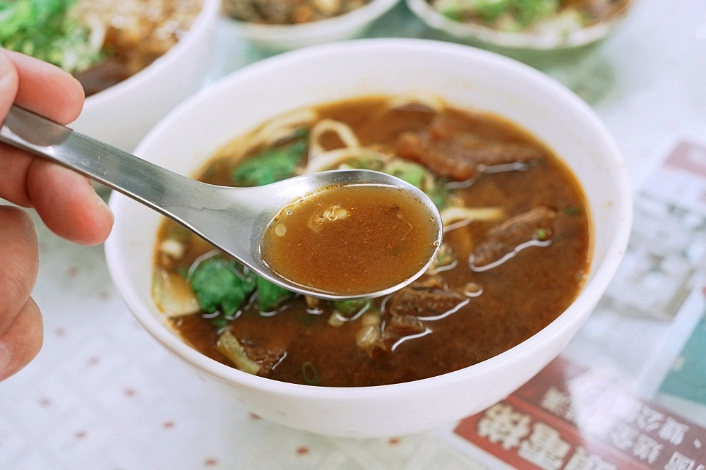 三重美食推薦｜高棚滿座牛肉麵，大份量半筋半肉百元佛心價！ @捲捲頭 ♡ 品味生活