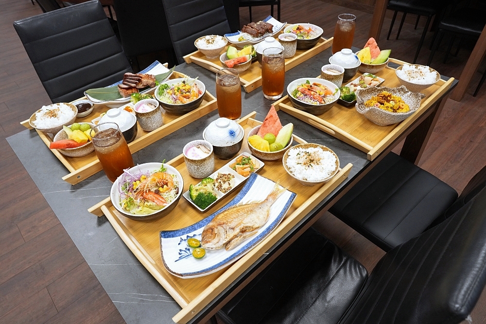 【光鮮生活美食館】必點櫻桃鴨烤鴨套餐、軟嫩豬肋排，高CP值聚餐首選 @捲捲頭 ♡ 品味生活