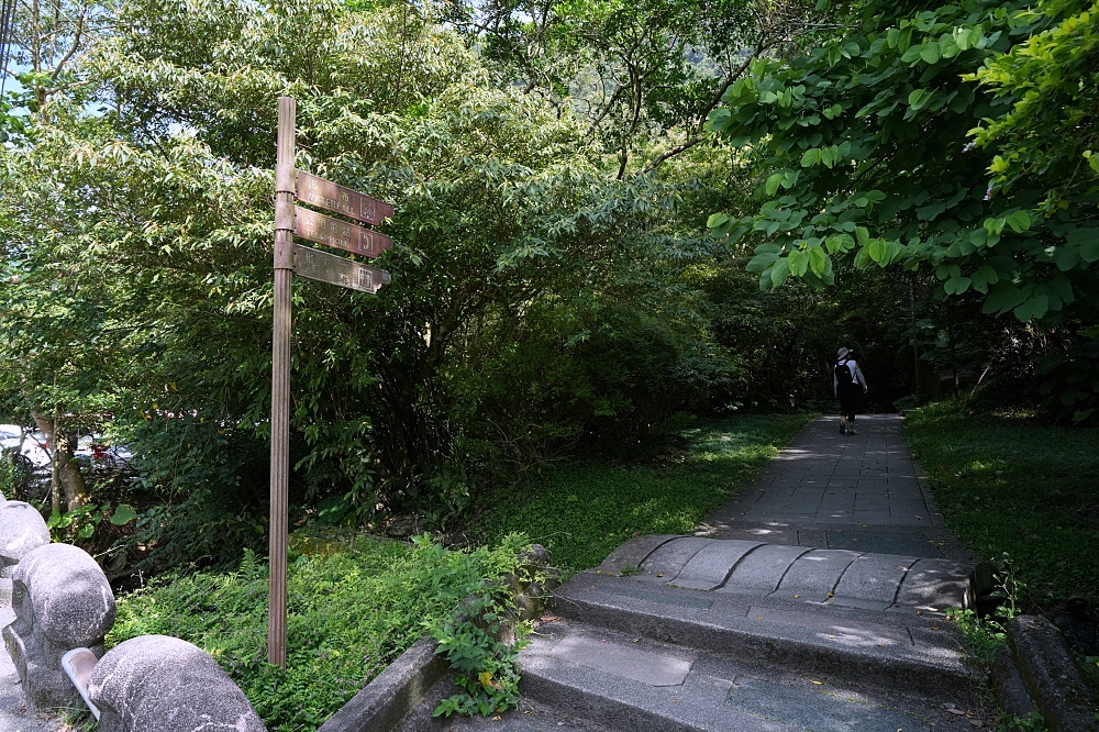 礁溪景點｜五峰旗瀑布，夏日避暑森林步道，交通攻略與最新路況分享 @捲捲頭 ♡ 品味生活