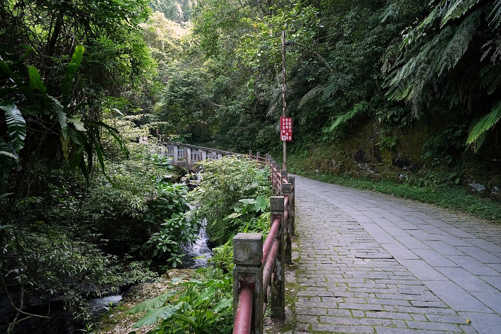礁溪景點｜五峰旗瀑布，夏日避暑森林步道，交通攻略與最新路況分享 @捲捲頭 ♡ 品味生活