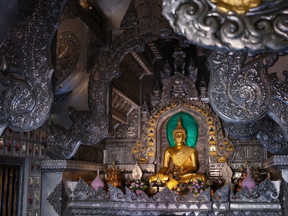 清邁景點推薦｜清邁銀廟（素攀寺）：近觀光區的手工銀雕奇景，入園須知與心得分享 @捲捲頭 ♡ 品味生活