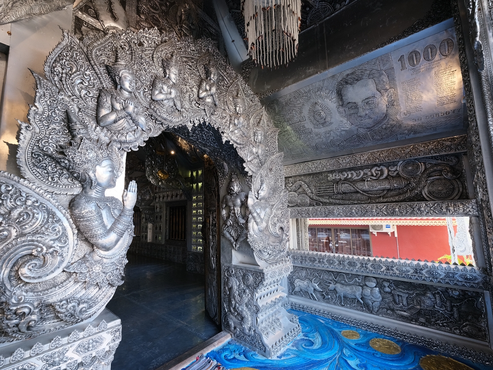 清邁景點推薦｜清邁銀廟（素攀寺）：近觀光區的手工銀雕奇景，入園須知與心得分享 @捲捲頭 ♡ 品味生活