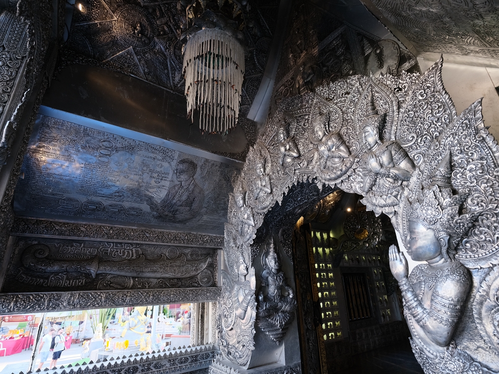 清邁景點推薦｜清邁銀廟（素攀寺）：近觀光區的手工銀雕奇景，入園須知與心得分享 @捲捲頭 ♡ 品味生活