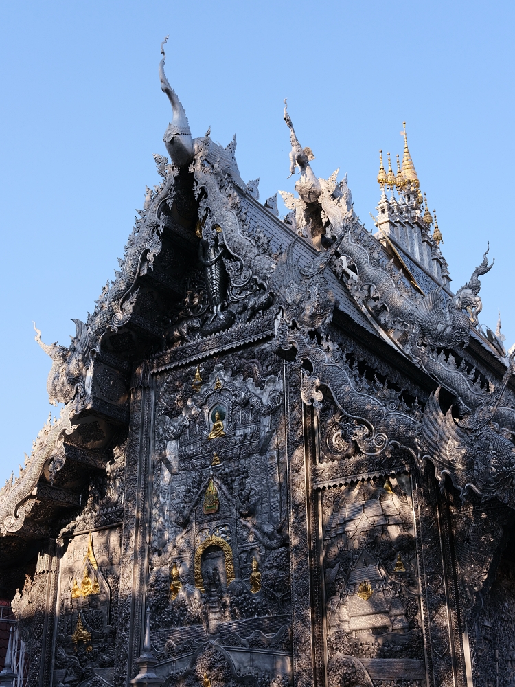 清邁景點推薦｜清邁銀廟（素攀寺）：近觀光區的手工銀雕奇景，入園須知與心得分享 @捲捲頭 ♡ 品味生活
