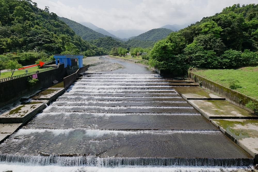 武荖坑林道第一戲水區：網傳溪流玩水秘境，清涼消暑在地人帶路 @捲捲頭 ♡ 品味生活