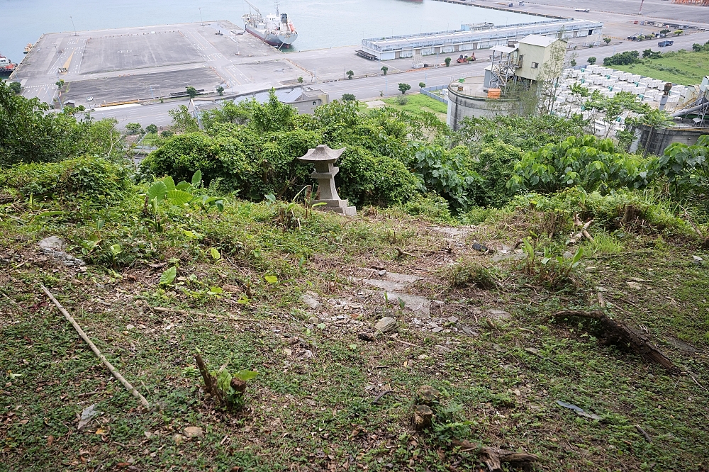砲台山風景區｜蘇澳私房密境，藏在蘇花公路旁的清代砲台與老榕樹 @捲捲頭 ♡ 品味生活