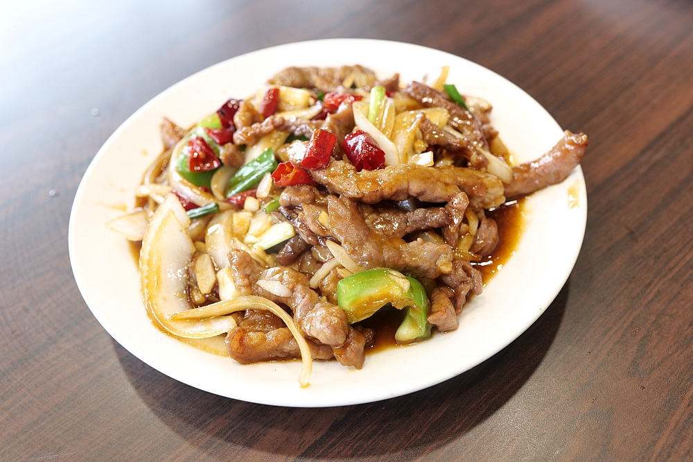 【基隆甕仔雞宜蘭分店】 國五交流道必吃!皮酥肉嫩不柴、淋上精華雞油超下飯 @捲捲頭 ♡ 品味生活 【基隆甕仔雞宜蘭分店】 國五交流道必吃!皮酥肉嫩不柴、淋上精華雞油超下飯 @捲捲頭 ♡ 品味生活