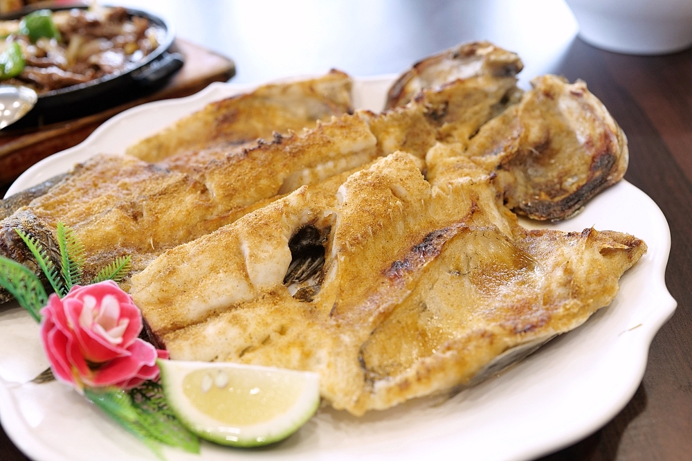 【基隆甕仔雞宜蘭分店】 國五交流道必吃!皮酥肉嫩不柴、淋上精華雞油超下飯 @捲捲頭 ♡ 品味生活 【基隆甕仔雞宜蘭分店】 國五交流道必吃!皮酥肉嫩不柴、淋上精華雞油超下飯 @捲捲頭 ♡ 品味生活